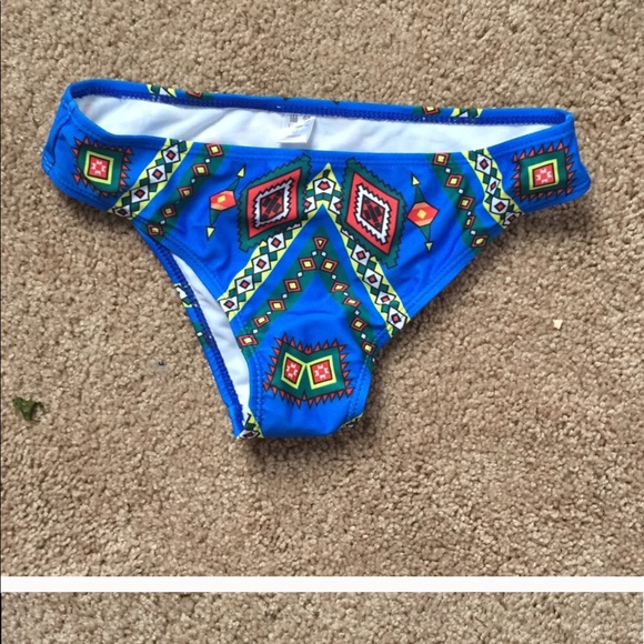 Zaful pineapple bikini - Picture 3 of 4